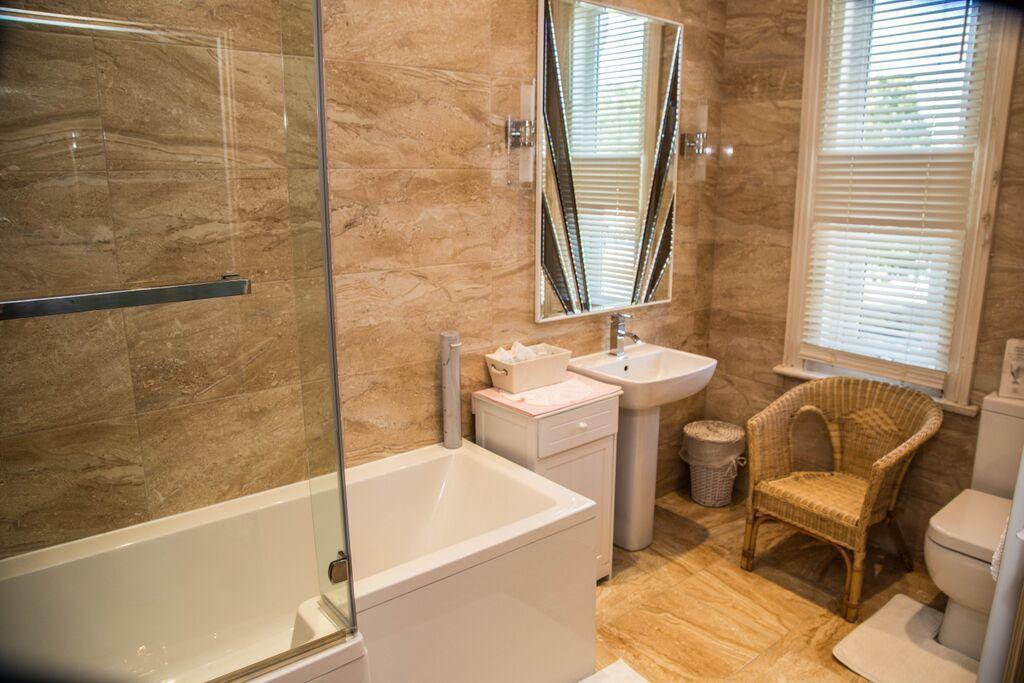 Cambridge Villa วอร์ริก ภายนอก รูปภาพ